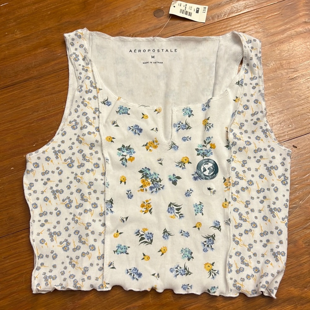 Paneled Aeropostale Crop Top with blue and yellow flowers